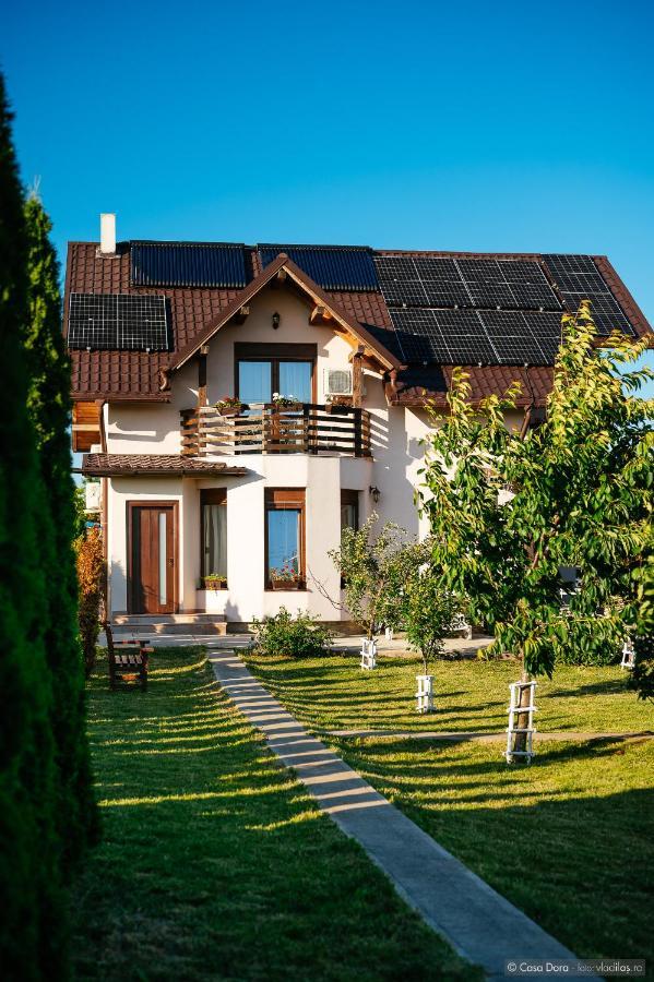 Casa Dora Hotell Suceava Exteriör bild